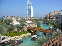 Dubai, oasis de lujo y miseria que asoma al Golfo Pérsico