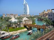 Dubai, oasis de lujo y miseria que asoma al Golfo Pérsico Dubai, oasis de lujo y miseria que asoma al Golfo Pérsico