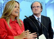 Jiménez reconoce que tal vez se esté exagerando ''un poco'' sobre la gripe A Jiménez reconoce que tal vez se esté exagerando ''un poco'' sobre la gripe A