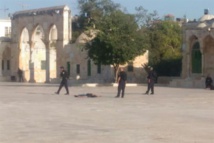 Ataque en Jerusalén: mueren dos policías israelíes y tres palestinos Ataque en Jerusalén: mueren dos policías israelíes y tres palestinos
