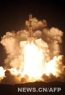 Japón lanza primer cohete de carga espacial para EEI