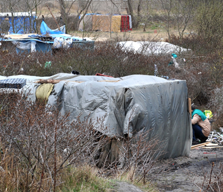Francia vacia de inmigrantes la "jungla" de Calais Francia vacia de inmigrantes la "jungla" de Calais