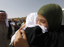 19 Palestinas salen de la cárcel a cambio de un video sobre el soldado Shalit