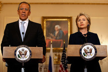 Putin para los pies a Clinton Putin para los pies a Clinton