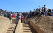 El entierro de las víctimas de Sar-I-Pul El entierro de las víctimas de Sar-I-Pul