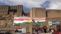 Una bandera kurda en Erbil