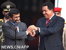 Chávez y Ahmadinejad reafirman su hermandad anti-EEUU y amplían cooperación