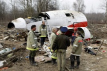 Restos del avión en Smolensk
