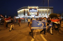 Civiles de Kirkuk celebrando la llegada de las tropas iraquíes. Civiles de Kirkuk celebrando la llegada de las tropas iraquíes.