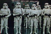 Pierde George Lucas demanda contra diseñador de trajes de Star wars Pierde George Lucas demanda contra diseñador de trajes de Star wars