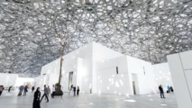 El interior del nuevo museo de Abu Dabi