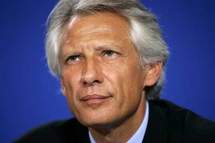 Francia: absuelto ex primer ministro Villepin, enemigo jurado de Sarkozy Francia: absuelto ex primer ministro Villepin, enemigo jurado de Sarkozy