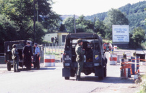La frontera irlandesa antes de 1994, cuando había controles. La frontera irlandesa antes de 1994, cuando había controles.