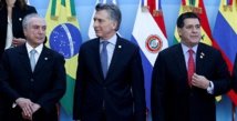 De izquierda a derecha el presidente de Brasil, Temer, el de Argentina Macri y el de Paraguay Cartes.