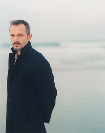 Miguel Bosé