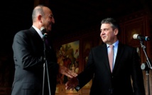 Cavusoglu-a la izquierda-y Gabriel Cavusoglu-a la izquierda-y Gabriel