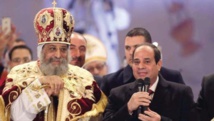 El papa Tauadrus-a la izquierda-y el presidente As Sisi