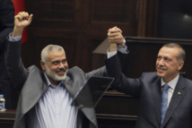 Haniya y Erdogan en el parlamento turco en el 2012. Haniya y Erdogan en el parlamento turco en el 2012.