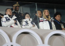 En la ceremonia de clausura de los Juegos el presidente Moon, Ivanka Trump y el general Kim Yong Chol En la ceremonia de clausura de los Juegos el presidente Moon, Ivanka Trump y el general Kim Yong Chol
