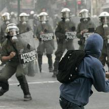 Los sindicatos griegos lucharán contra la drástica cura de austeridad Los sindicatos griegos lucharán contra la drástica cura de austeridad