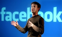 El director de Facebook, Mark Zuckerberg