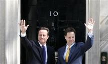 David Cameron, a la izquierda, y Nicholas Clegg David Cameron, a la izquierda, y Nicholas Clegg
