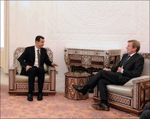 Bashar Al Asad y Bernard Kouchner