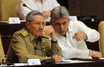 Raúl Castro-a la izquierda-y Miguel Díaz-Canel Raúl Castro-a la izquierda-y Miguel Díaz-Canel