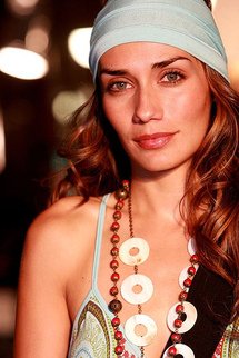 Cómo la modelo Carolina de Moras llegó a ser la revelación de TVN Cómo la modelo Carolina de Moras llegó a ser la revelación de TVN