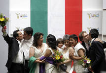 Dictamen de Suprema Corte de México, en favor de bodas gay y adopción