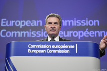 El comisario europeo de Economía Günther Oettinger