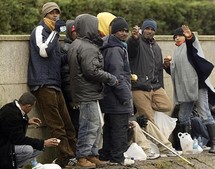 Gran Bretaña limita el número de inmigrantes extraeuropeos