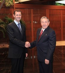 Bashar al Asad y, a la derecha, Raúl Castro Bashar al Asad y, a la derecha, Raúl Castro