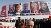 Turquía: 196 sospechosos, entre ellos militares, serán juzgados por complot