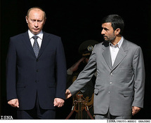 Vladimir Putin y Mahmud Ahmadi Nijad