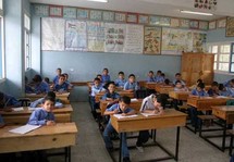 Faltan 1.000 aulas para alumnos palestinos de Jerusalén Este, según ONG Faltan 1.000 aulas para alumnos palestinos de Jerusalén Este, según ONG
