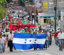Educadores hondureños levantan paro tras acordar con el gobierno Educadores hondureños levantan paro tras acordar con el gobierno