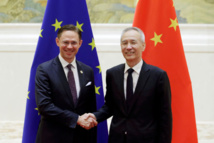 Katainen-a la izquierda-y Liu He Katainen-a la izquierda-y Liu He