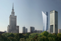 El edificio curvo, el segundo por la derecha, es el Zlota 44, de Libeskind, en Varsovia El edificio curvo, el segundo por la derecha, es el Zlota 44, de Libeskind, en Varsovia