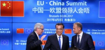 De izquierda a derecha, Juncker, Li Keqiang y Tusk De izquierda a derecha, Juncker, Li Keqiang y Tusk