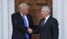 Trump-a la izquierda-y Mattis Trump-a la izquierda-y Mattis
