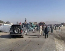 Un gobernador y otras 14 personas muertas en un atentado en Afganistán