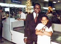 Barak Obama, con su padre