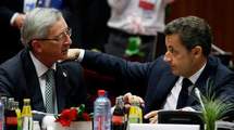 Jean Claude Juncker y, a la derecha, Nicolas Sarkozy