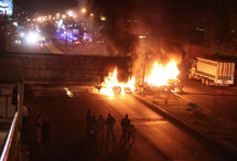 Accesos a la capital michoacana fueron bloqueados con vehículos en llamas por integrantes del crimen organizado