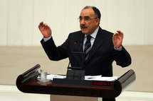 Besir Atalay, ministro del Interior turco Besir Atalay, ministro del Interior turco