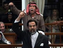 Saddam Husein, durante su supuesto juicio