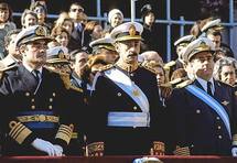 Tribunal dicta sentencia contra ex dictador argentino Videla Tribunal dicta sentencia contra ex dictador argentino Videla