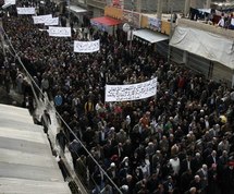 Manifestación de cristianos iraquíes, en Mosul, en febrero pasado, protestando contra los ataques.