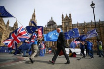 Manifestantes británicos a favor de pertenecer a la Unión Europea